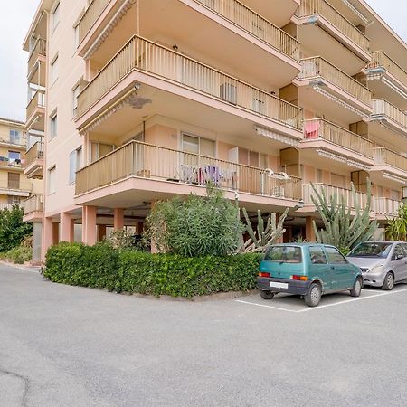 Near The Sea - Wifi And Parking Διαμέρισμα Βεντιμίλια Εξωτερικό φωτογραφία